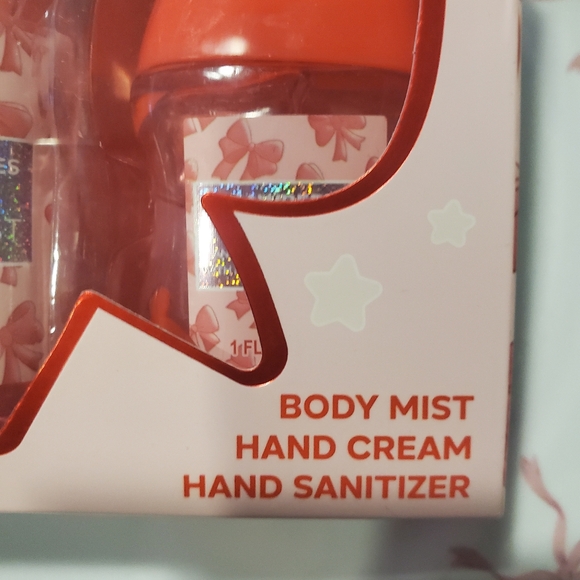 Strawberry & Cream Pink Bow Gift SET NWT - Picture 5 of 9